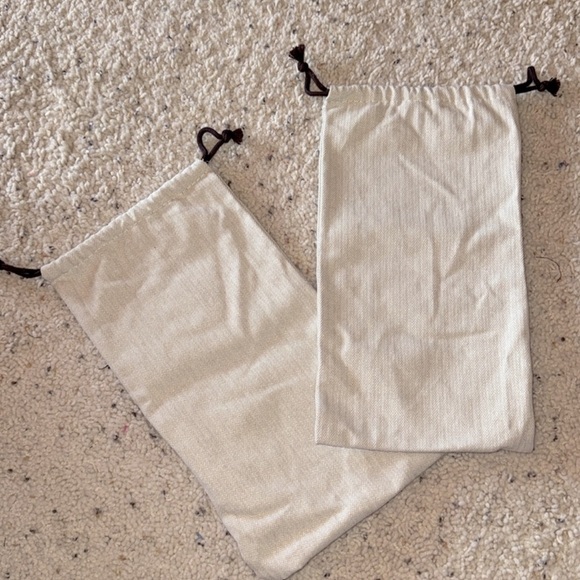 Hermes Linen Like Bags To Protect Your Pieces/ Storage/Gift
$50 $50 - Picture 2 of 3